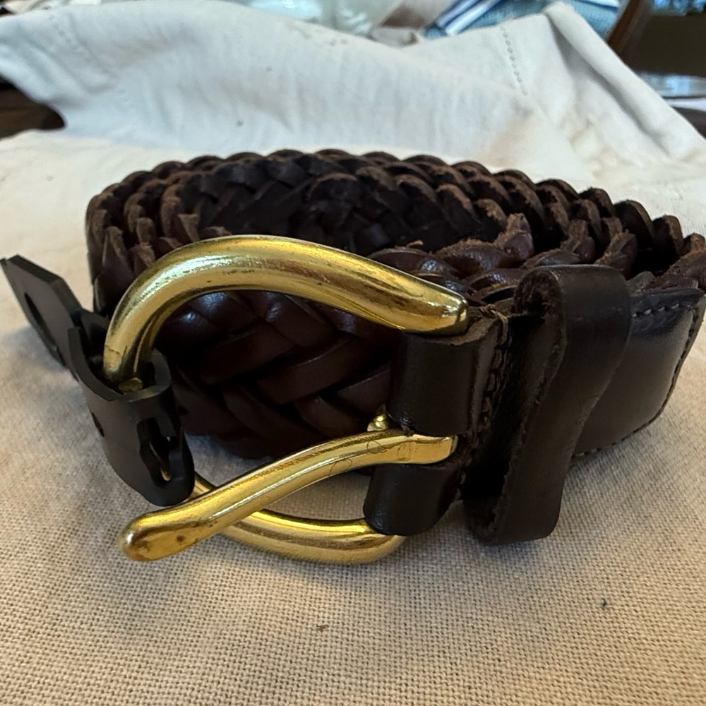 Coach Braided Brown Leather Belt with‎ Gold Buckle Unisex Size Small. NWOT